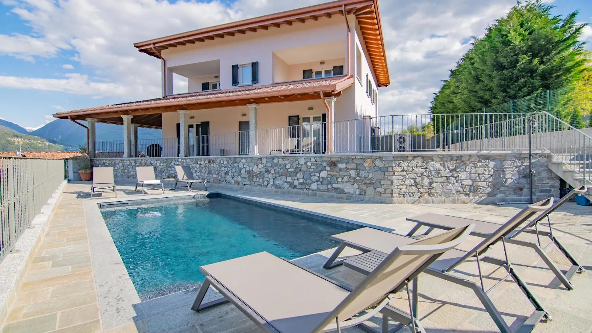 Villa Dei Venti - Menaggino Apartment By Curtiaffitti Pianello Del Lario 0*,  Italia